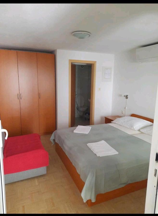 Vila Doris Hotel Baška Voda Екстериор снимка